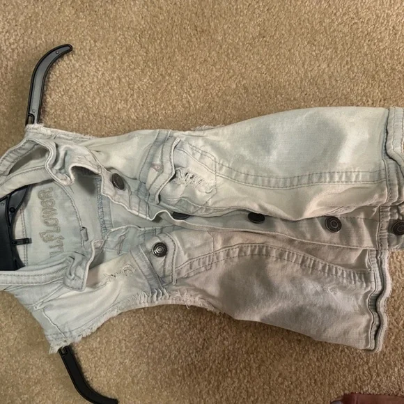 Light Denim Sleeveless Vest - Picture 1 of 3